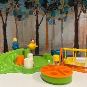 Fisher Price Vintage 1986-7 Little People Play Ground Set